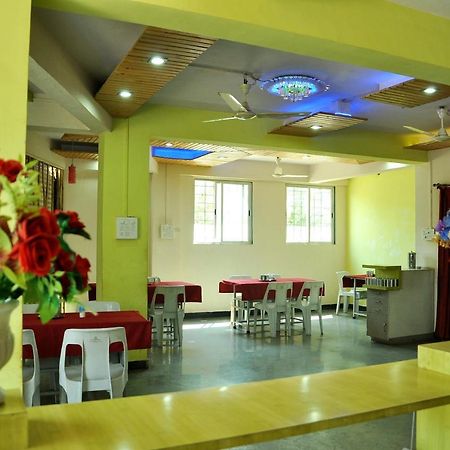 Sandesh Resort Wai Exterior photo